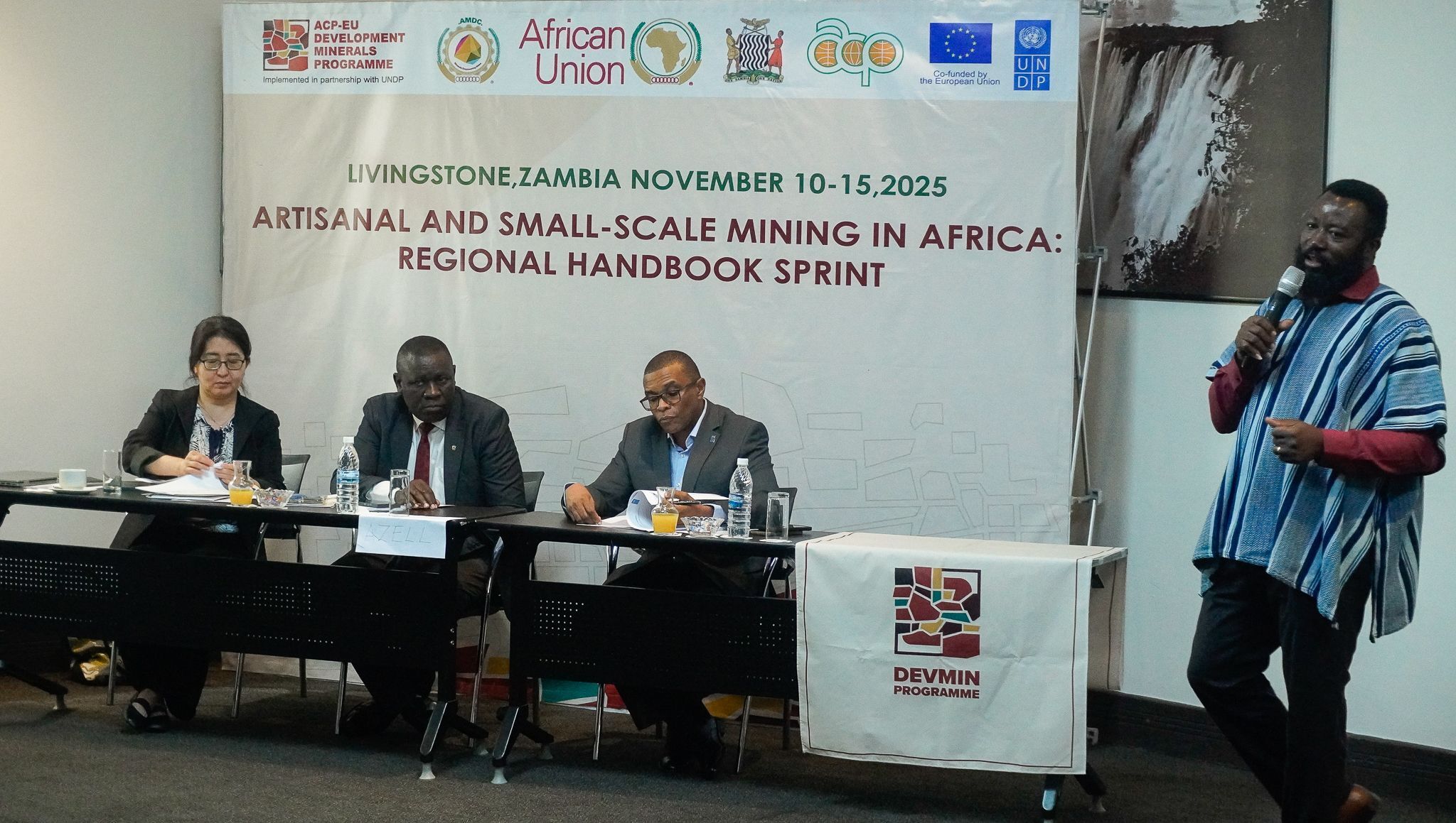 Six Days, One Handbook: Africa’s ASM Booksprint