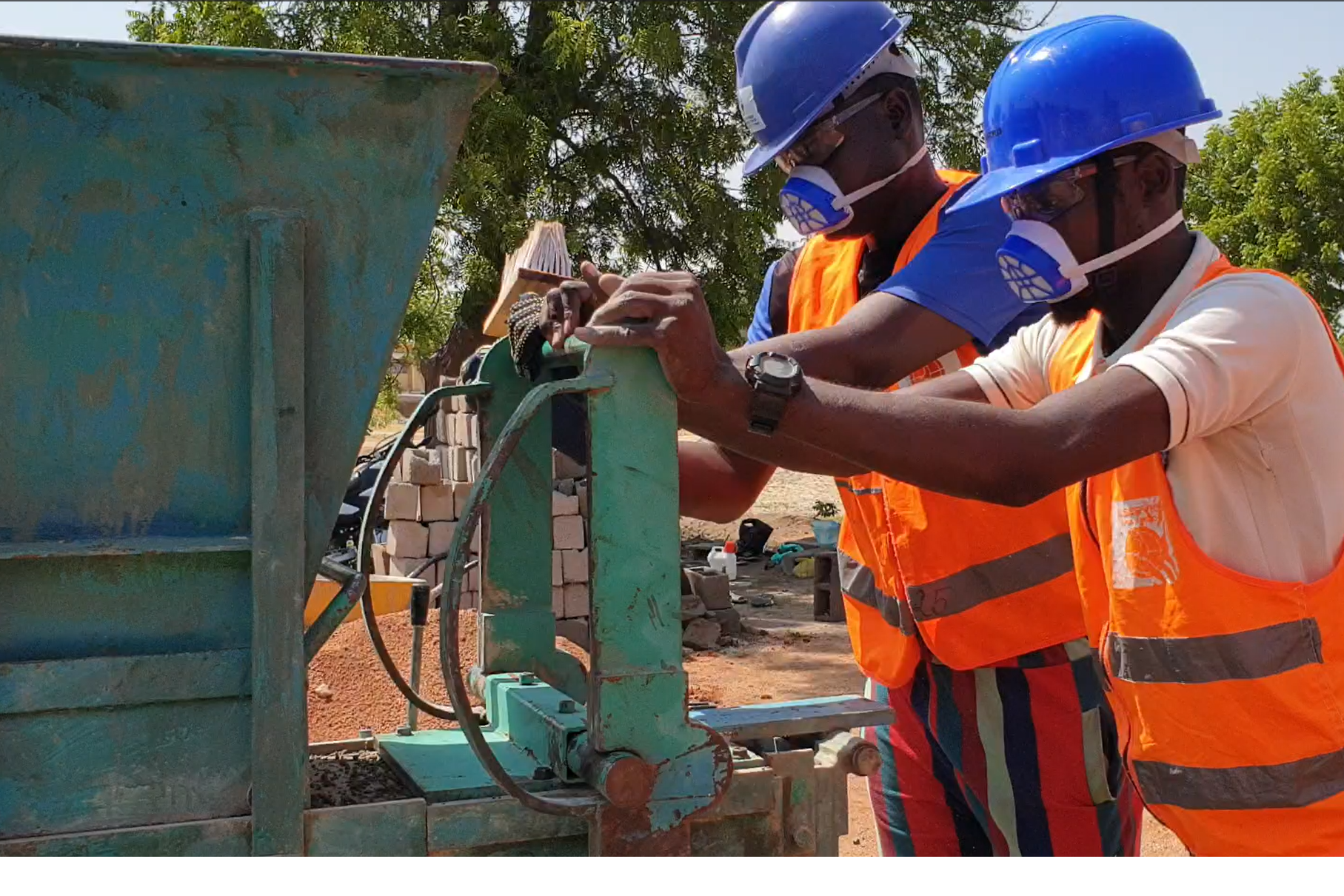 Hands-on work during a training session